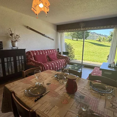 Au Pied Des Pistes A Notre-dame-de-bellecombe, 4 Pers, Tennis Et Piscine L'ete - Fr-1-595-94 * Notre-Dame-de-Bellecombe